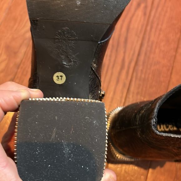 Papucei Ladies Boots - Picture 8 of 17